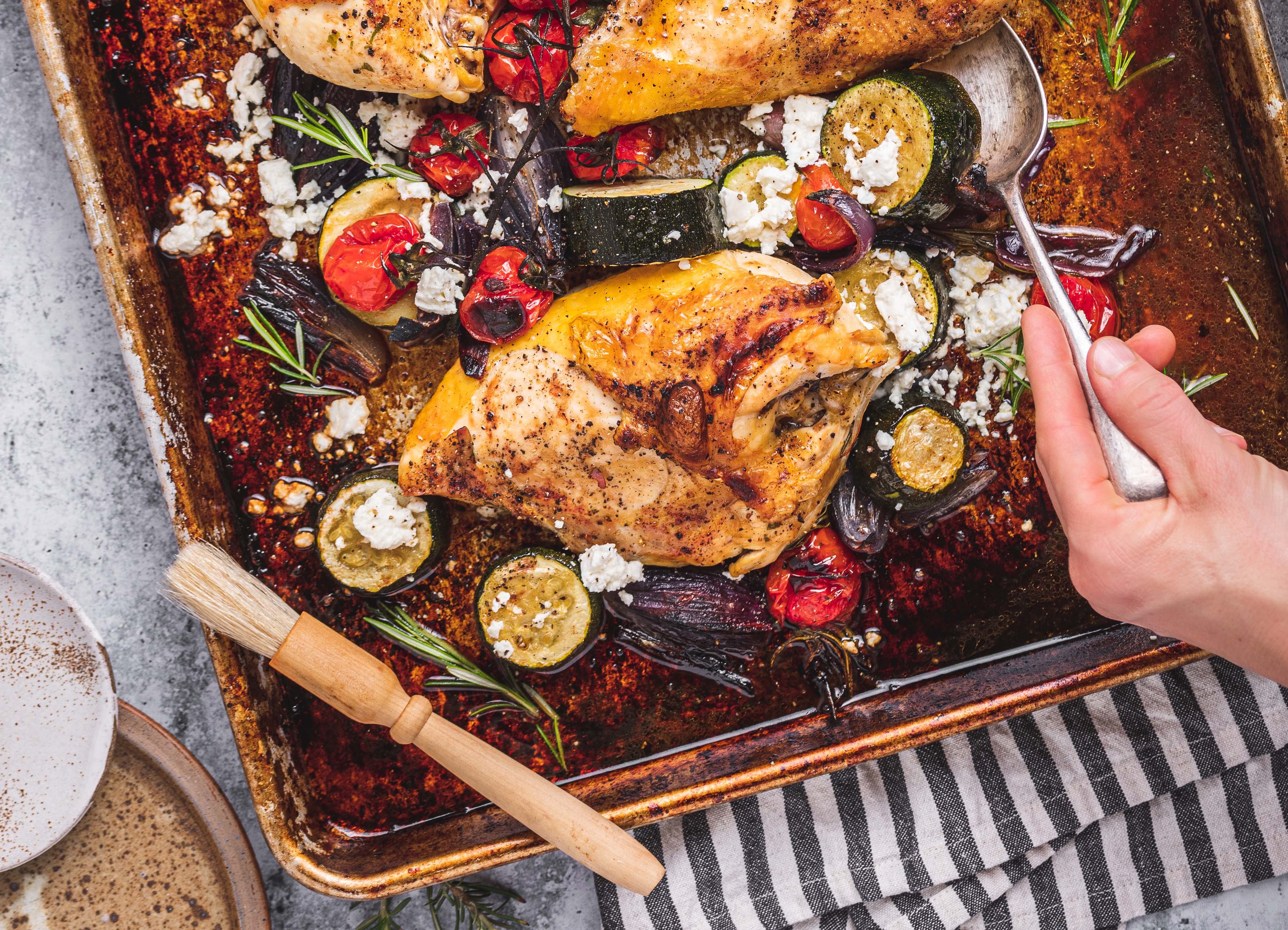 Tajine de pollo con limón, aceitunas y nueces - Nueces de California